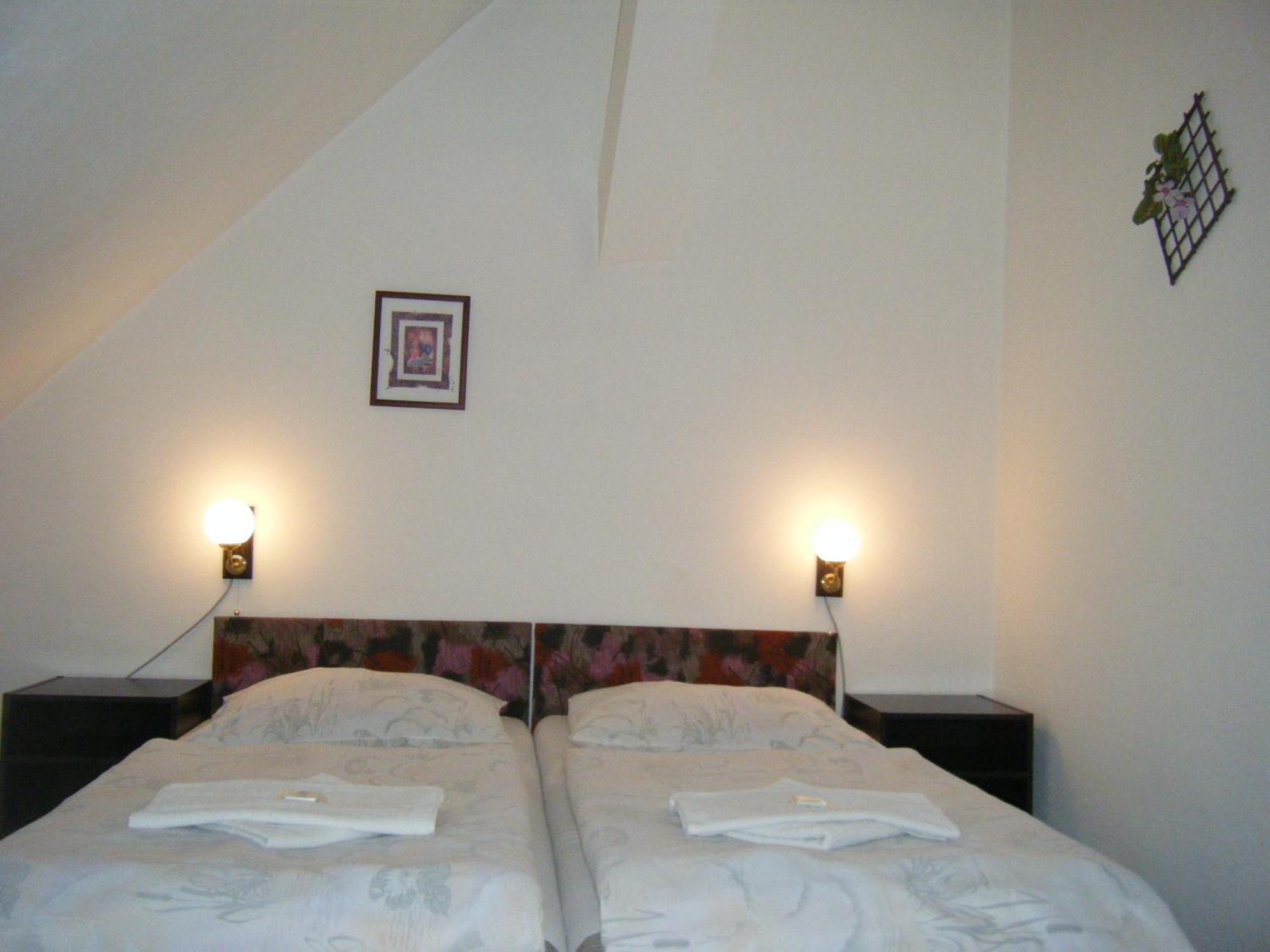 Hotel Parkán Prachatice Quarto foto